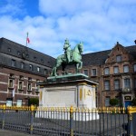 Dusseldorf Marktplatz Jan Wellem Statue