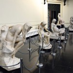 Santiago Museo Bellas Artes Statues