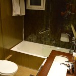 Menelaion Hotel Room Bath