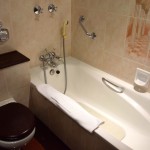 Sarova Stanley Room Bath