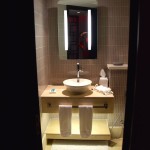 W Doha Wow Suite Guest Bathroom