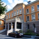 Gallery Park Hotel Exterior Building