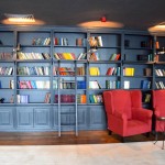 Holiday Inn Tbilisi Library