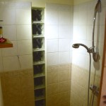 Maca Bana Room Bathroom Shower