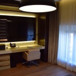 Excelsior Hotel Gallia Suite Lounge TV
