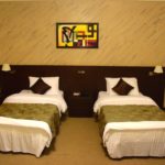 hotel-palm-beach-room-beds