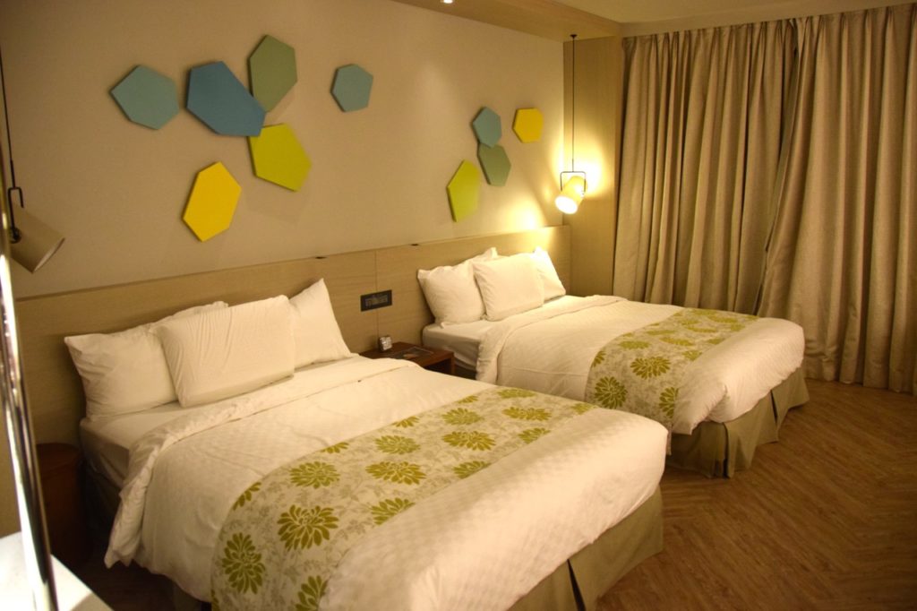 palau-royal-resort-room