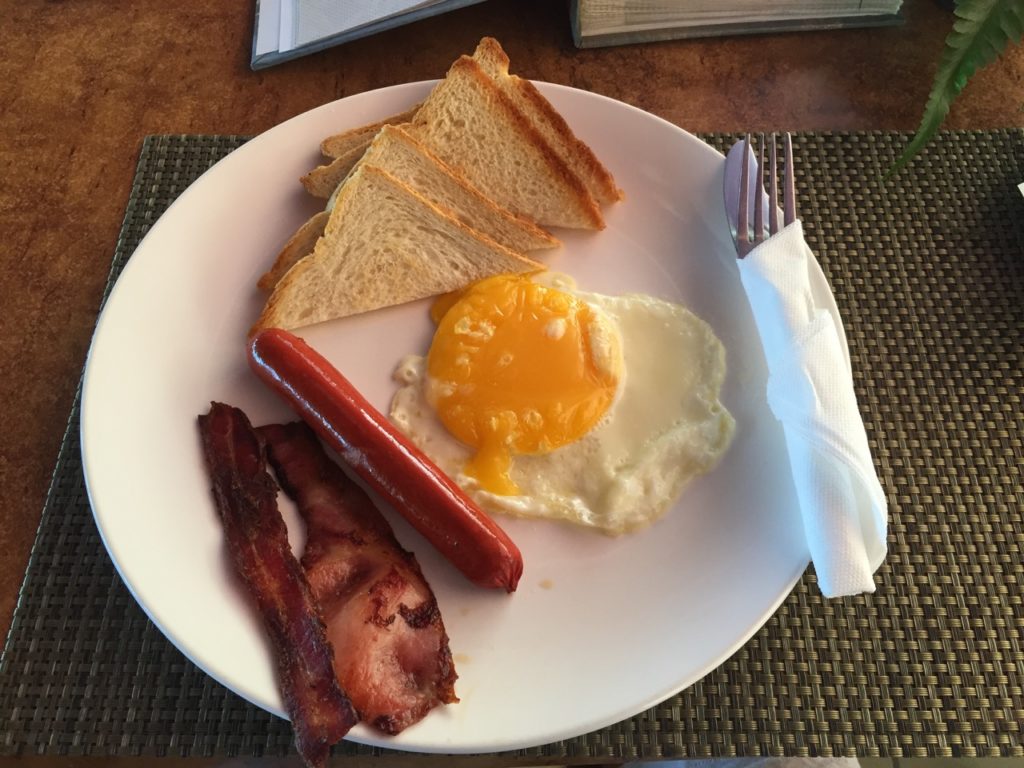 hotel-honiara-breakfast
