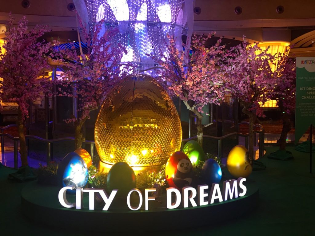 hyatt-city-of-dreams-sign