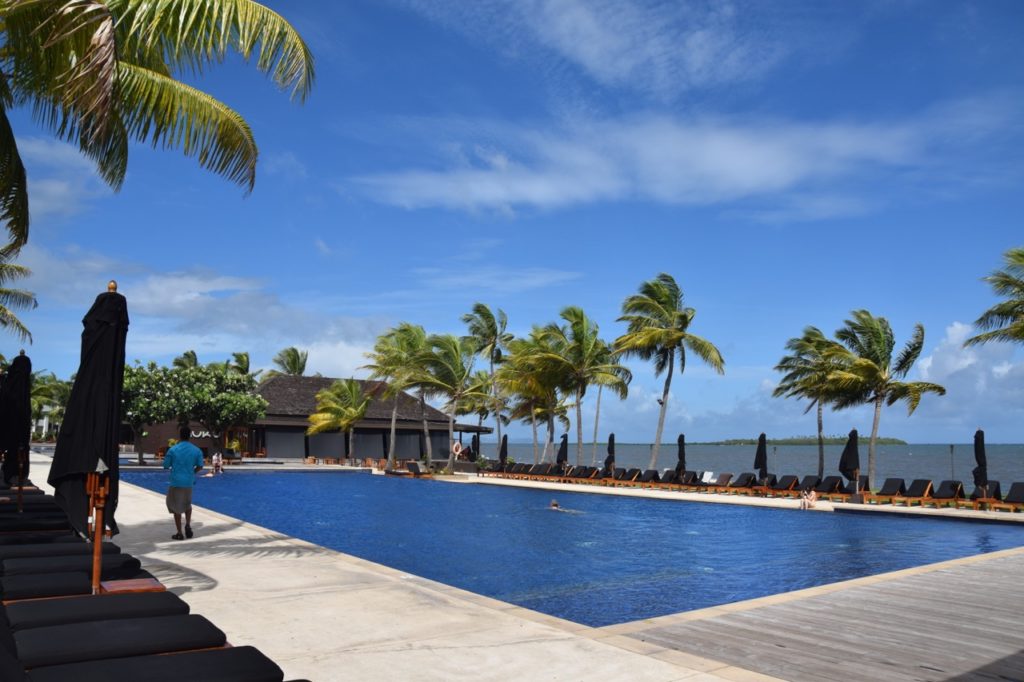 hilton-fiji-beach-resort-pool | World-Adventurer